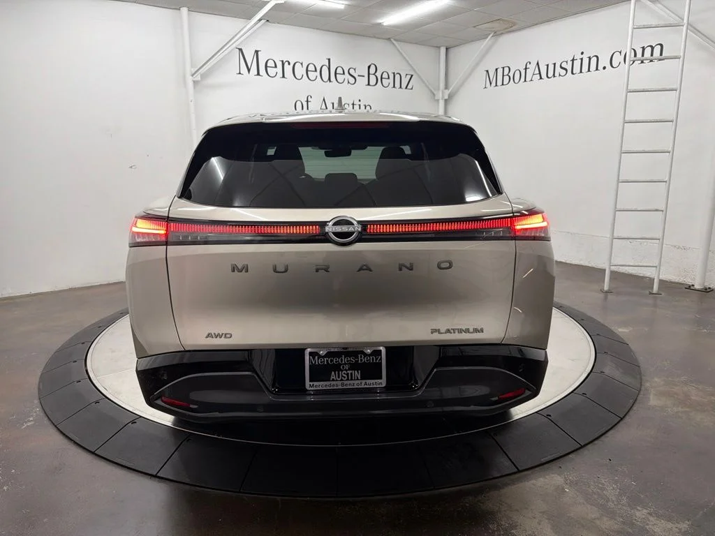 Used 2025 Gold Nissan Platinum image 6