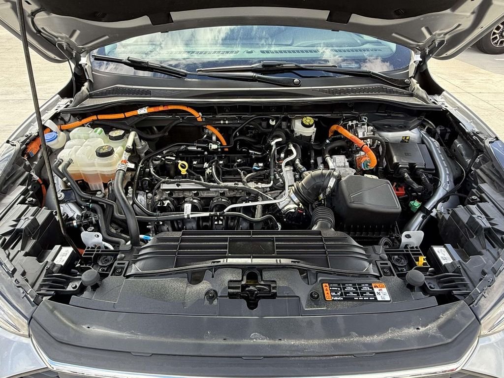 Used 2023 Silver Ford Active image 12