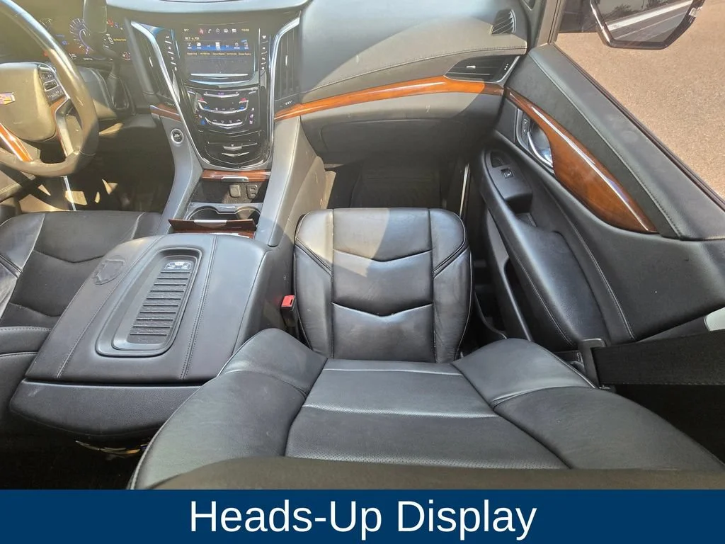 Used 2019 BLACK RAVEN Cadillac Luxury image 17