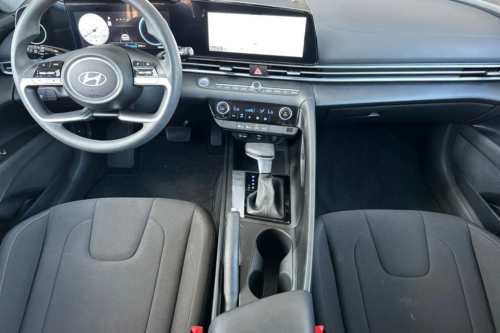 Used 2024 Red Hyundai SEL image 13