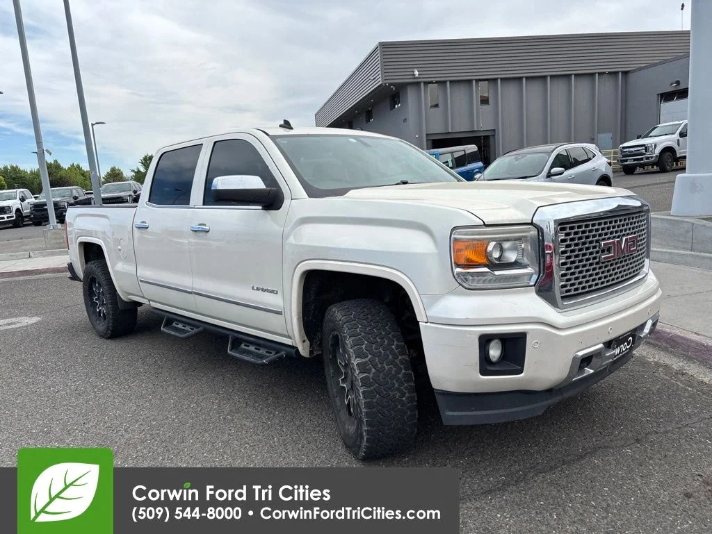 2014 GMC Sierra 4WD Crew Cab Standard Box's photo