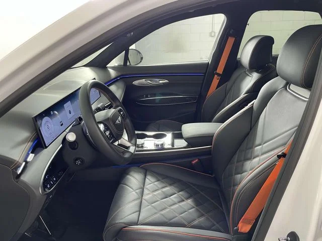 2026 GENESIS GV70 Sport Prestige - Photo 4