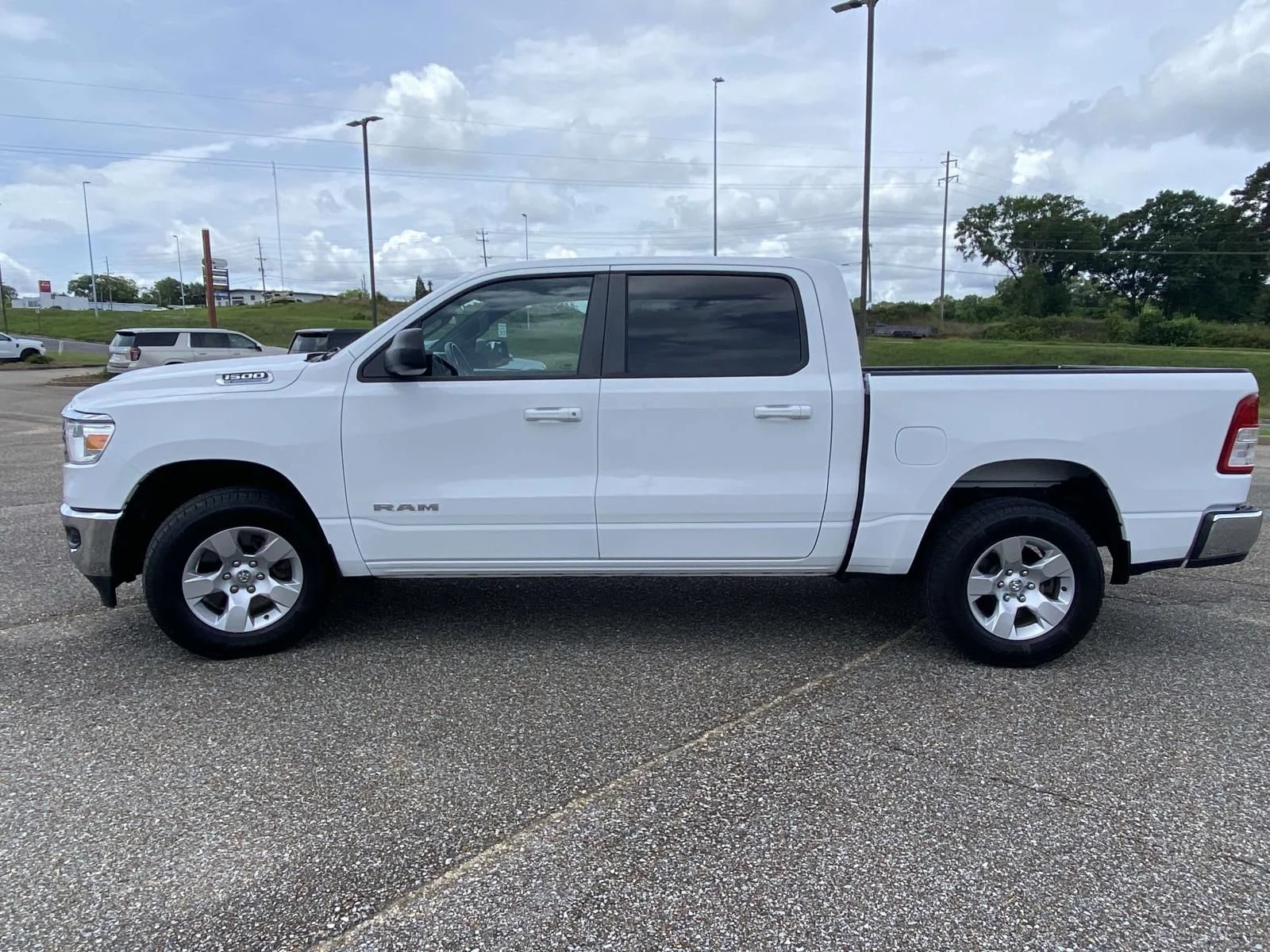 Used 2021 White Ram Big Horn/Lone Star image 4