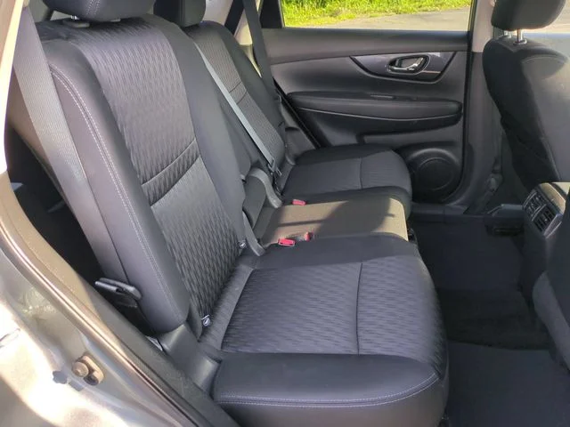 Used 2018 Gray Nissan SV image 31