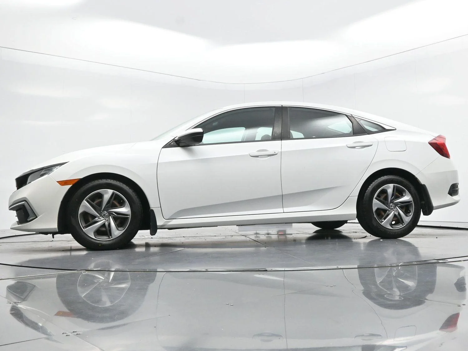 Used 2020 Platinum White Pearl Honda LX image 42