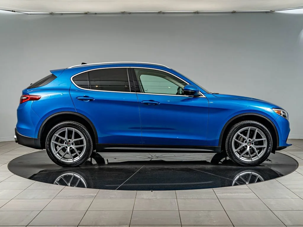 Used 2019 Misano Blue Metallic Alfa Romeo Ti image 4