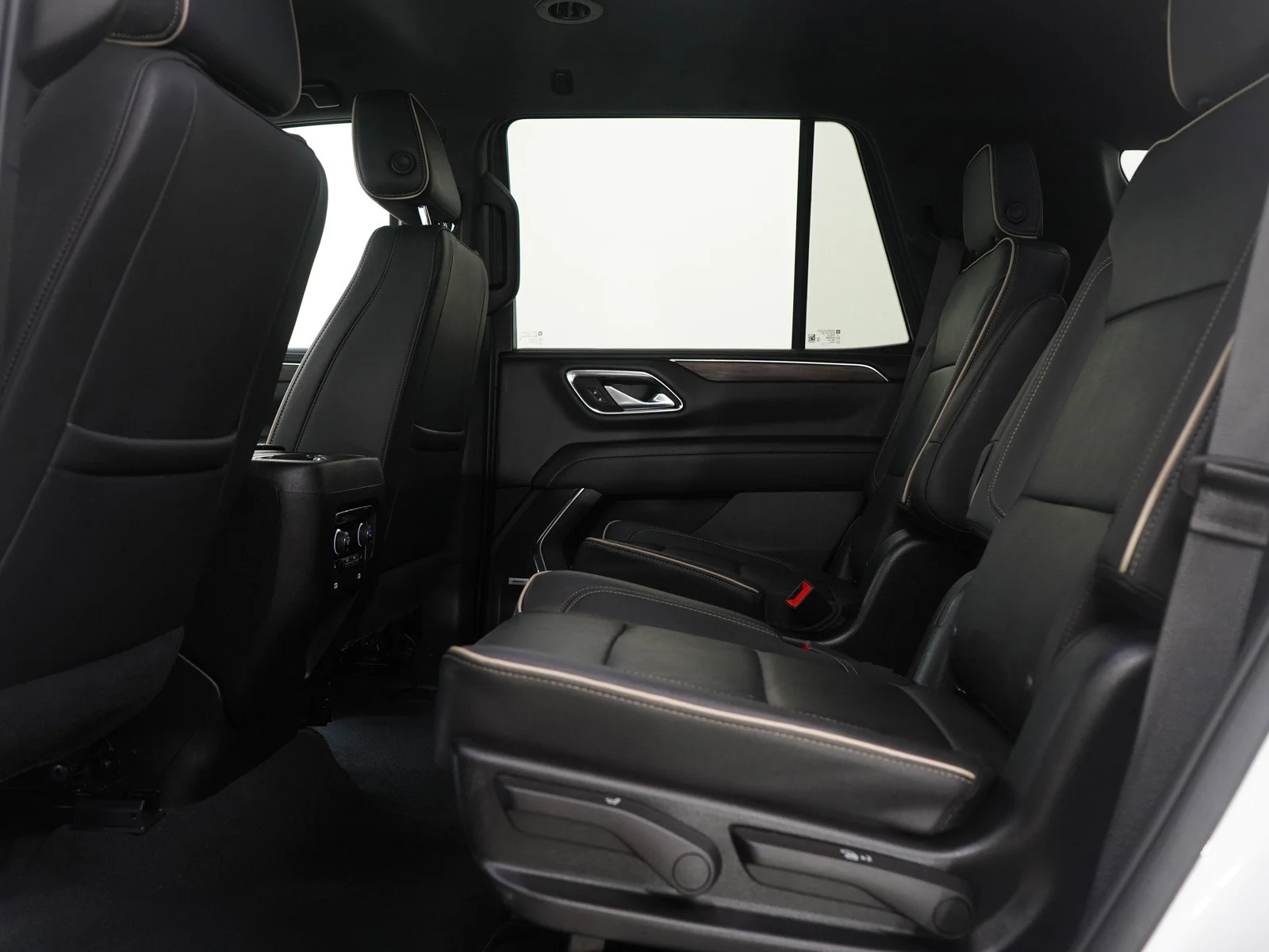 2024 Chevrolet Tahoe Premier - Photo 22