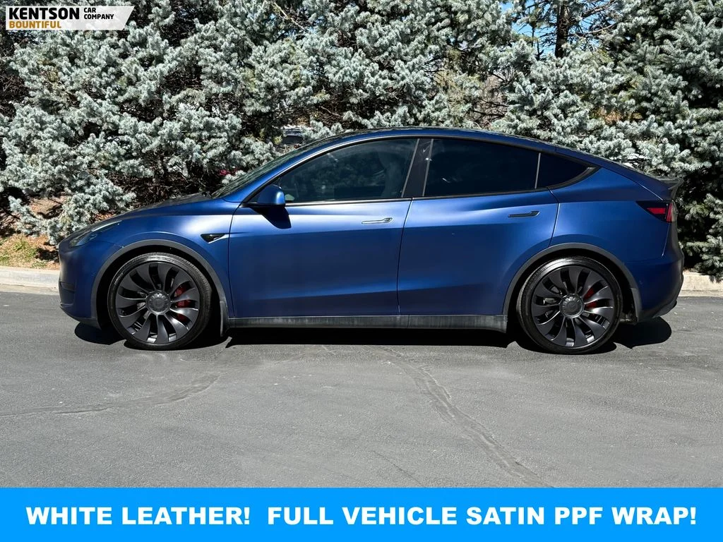 Used 2022 Blue Tesla Performance image 3