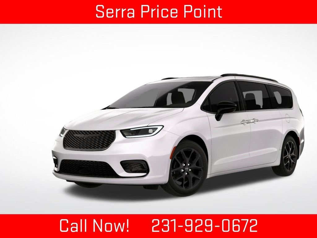 Used 2026 White Chrysler Limited image 1