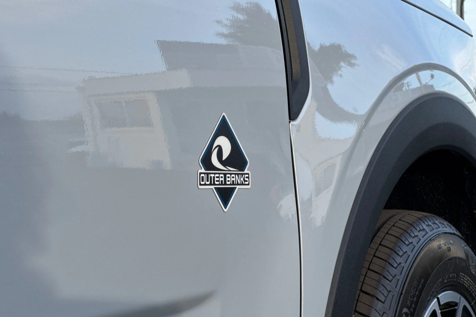 New 2026 Space White Metallic Ford Outer Banks® image 34