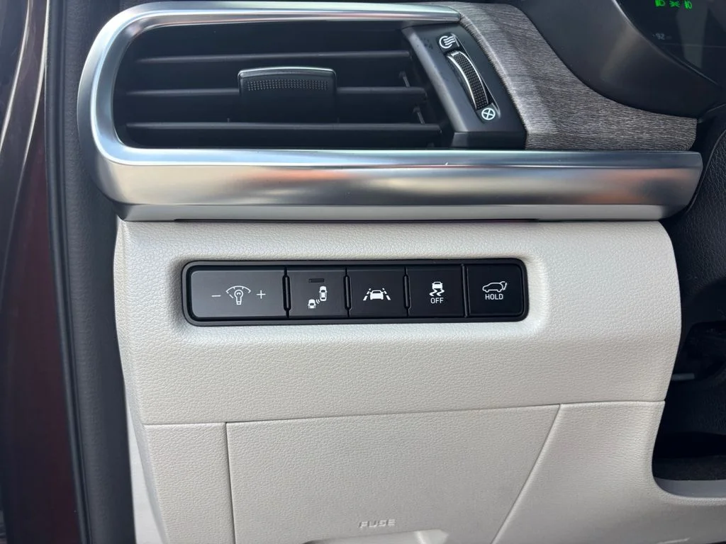 Used 2022 Purple Kia SX image 36