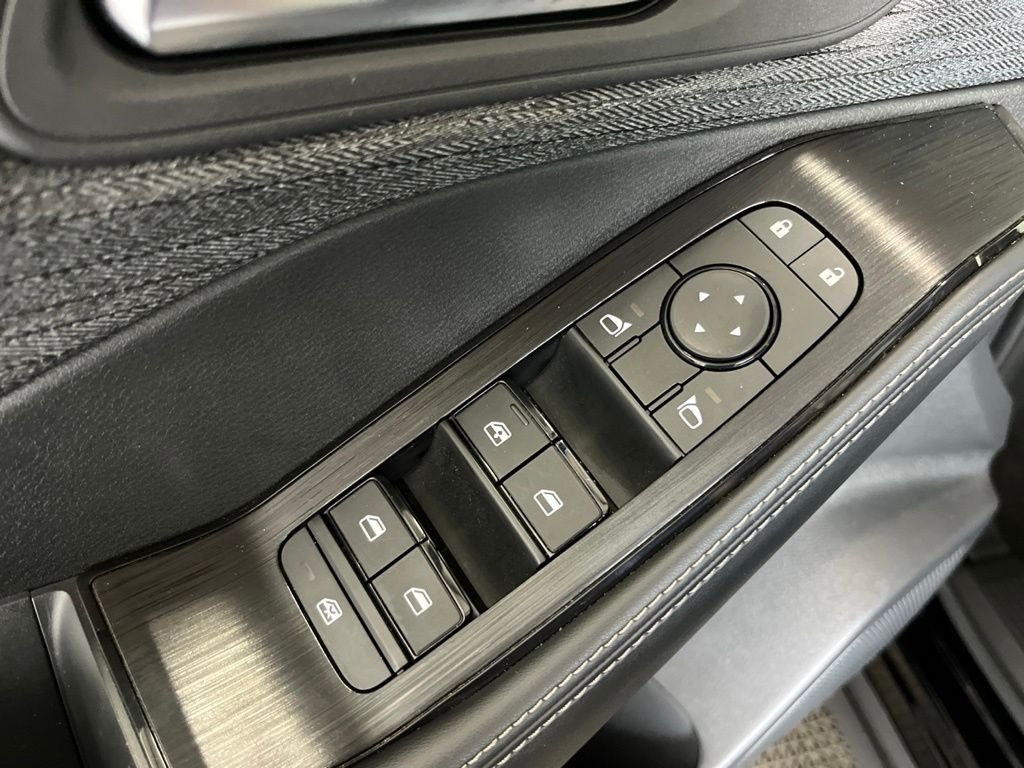 Used 2023 Black Nissan SV image 4