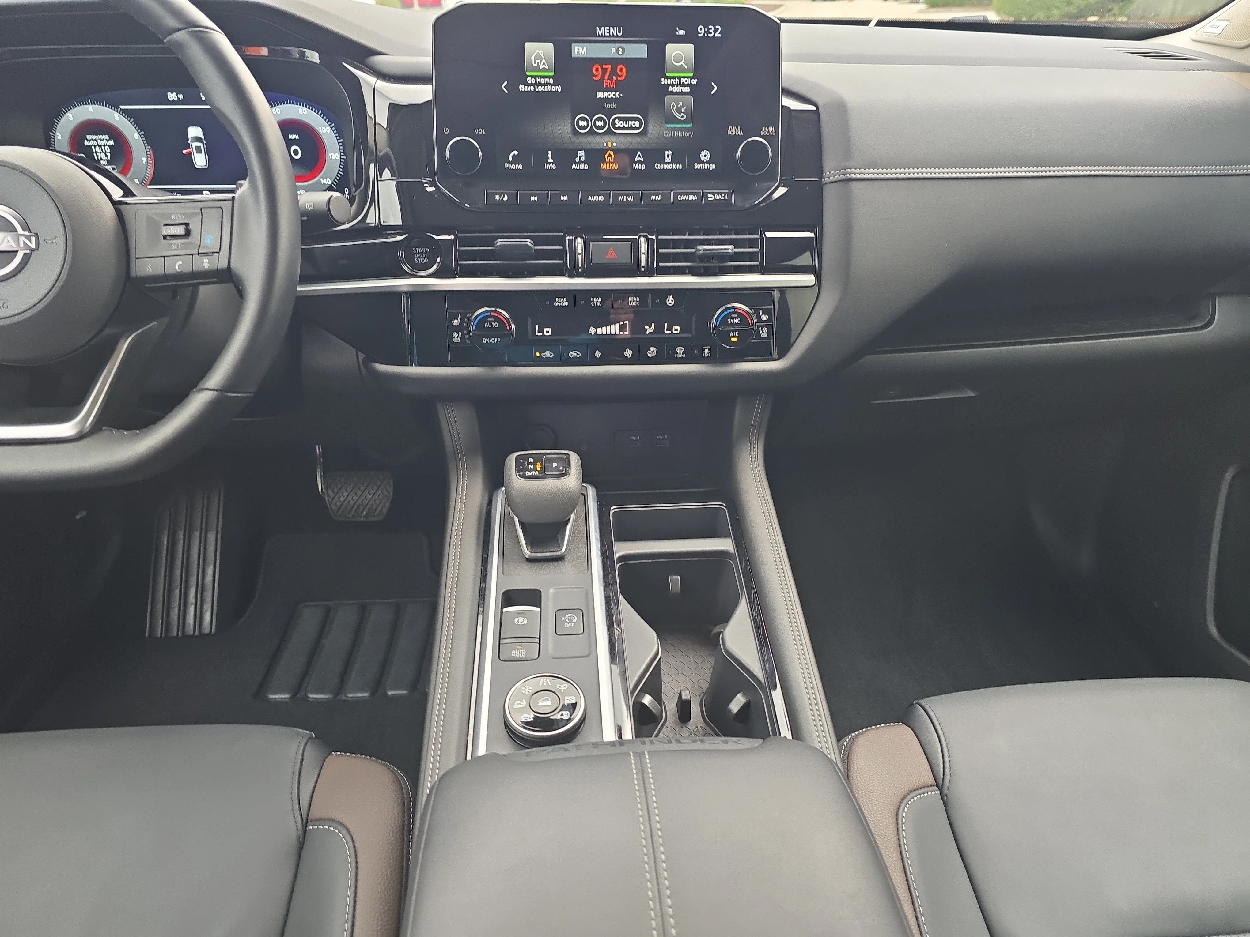 Certified Used 2025 Super Black Nissan Platinum image 15