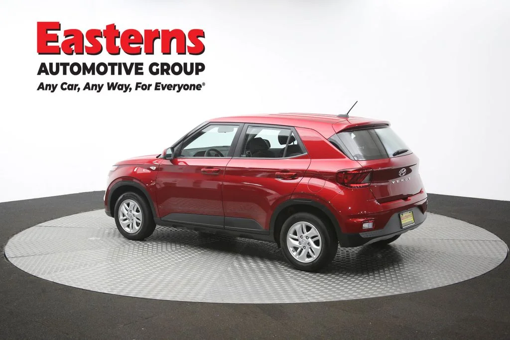 Used 2025 Red Hyundai SE image 61