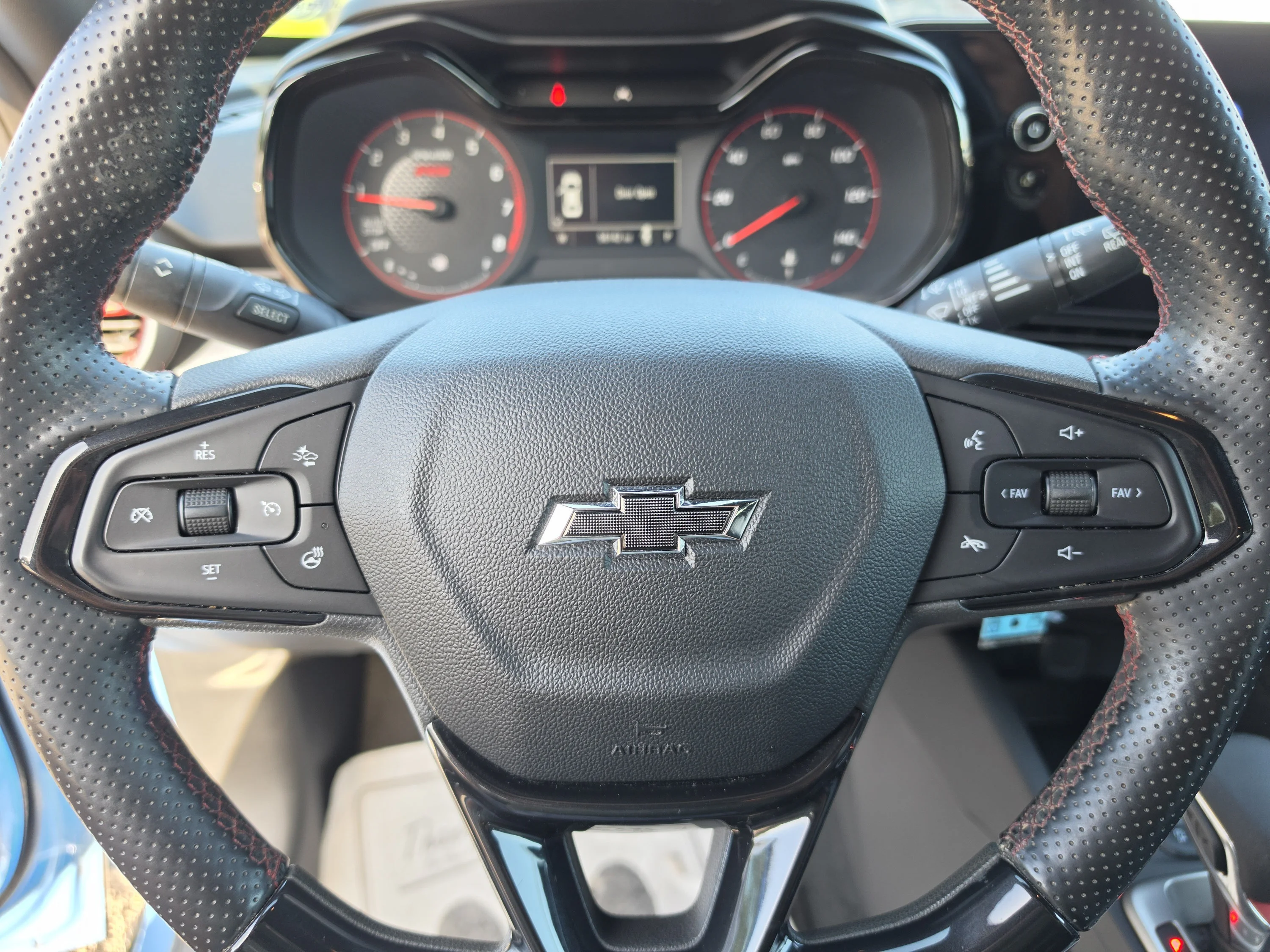 Used 2024 Fountain Blue Chevrolet 1RS image 34