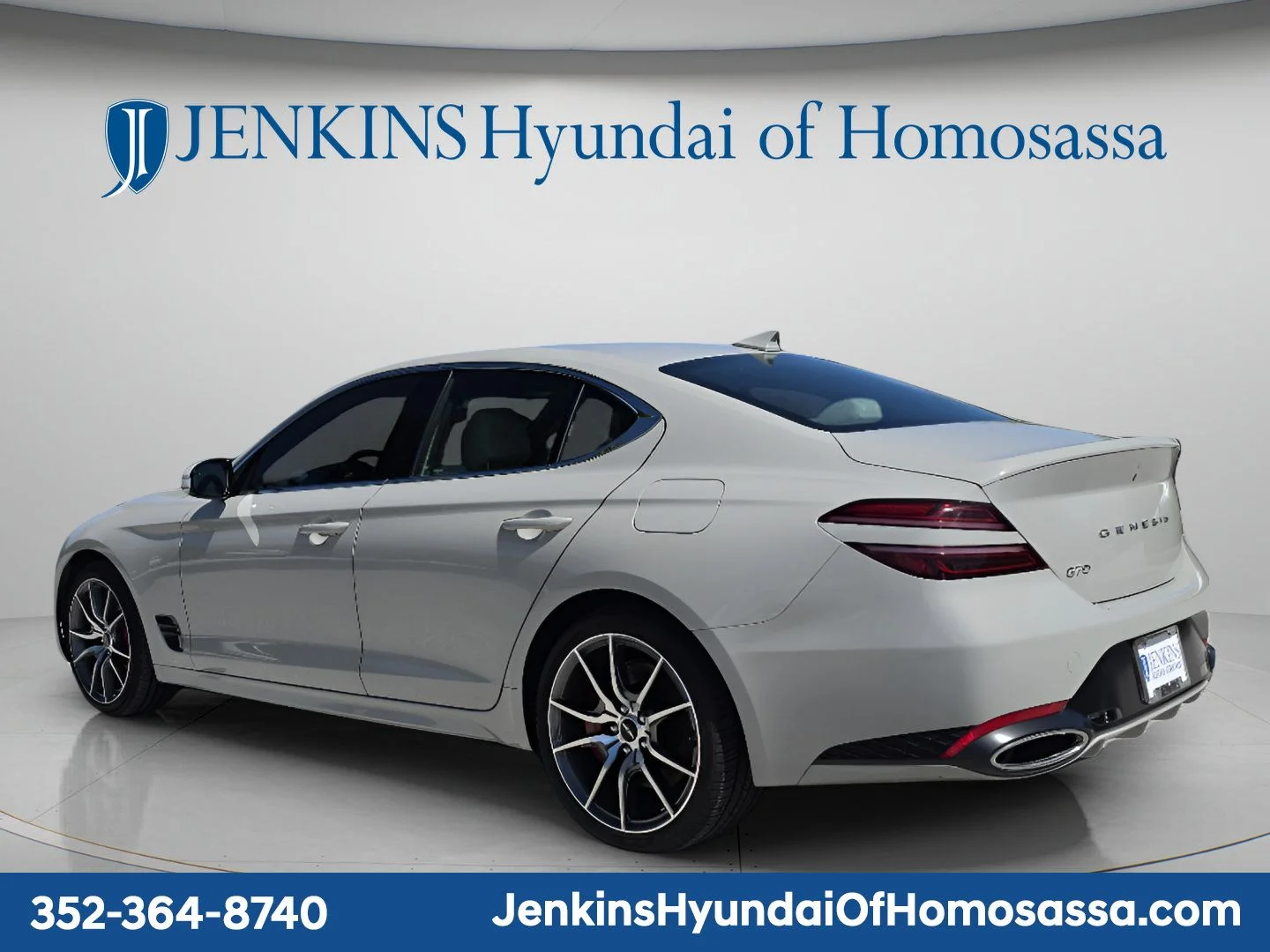 Used 2025 Gray Genesis 2.5T image 7
