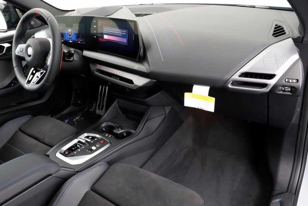 2025 BMW 2 Series M235 - Photo 22
