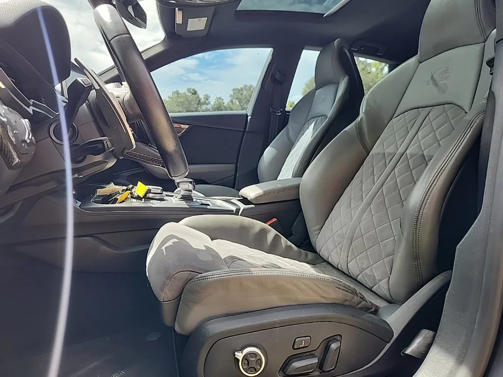 Used 2018 Daytona Gray Pearl Effect Audi Prestige image 2
