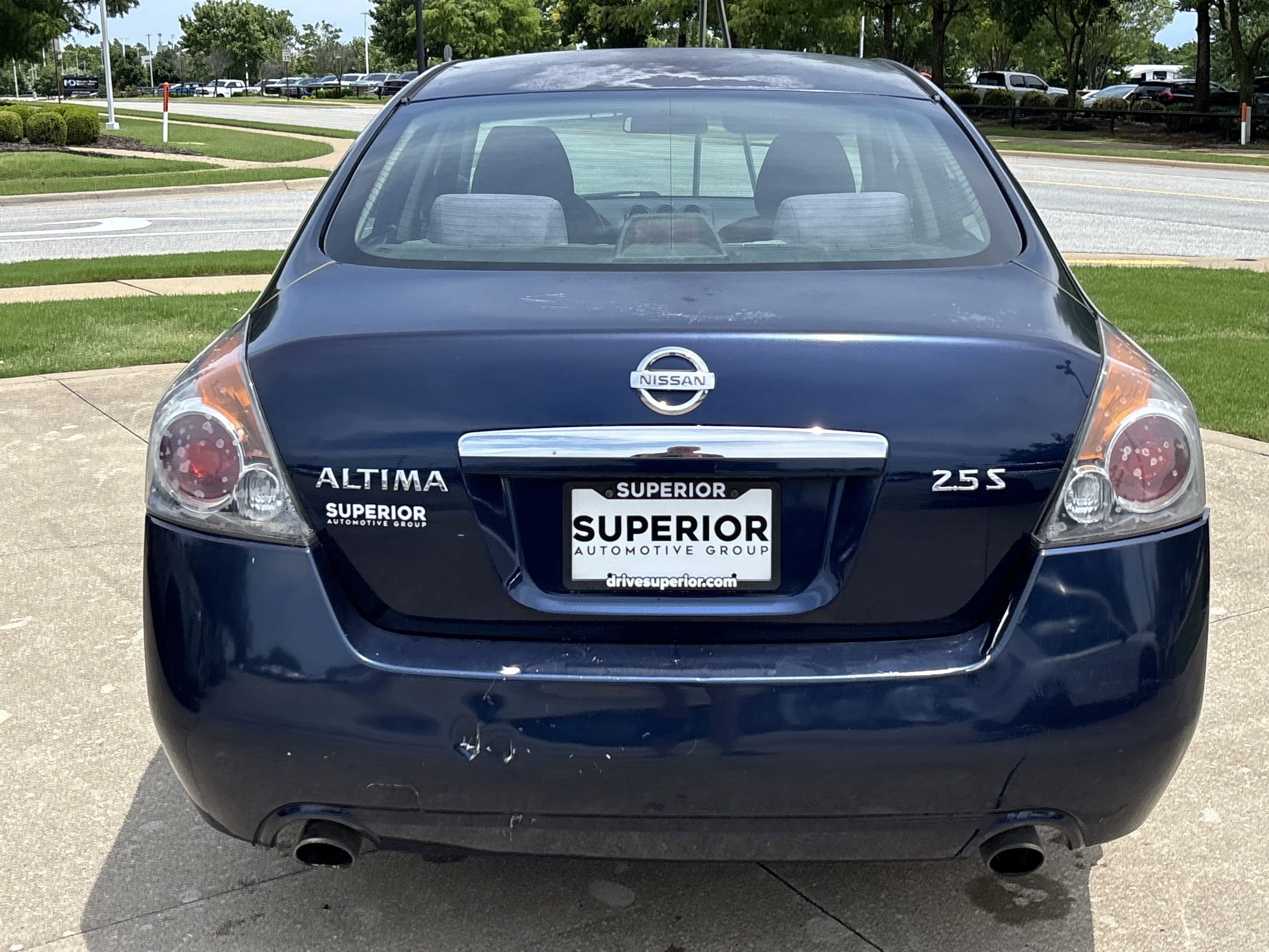 Used 2009 Navy Blue Metallic Nissan 2.5 S image 5