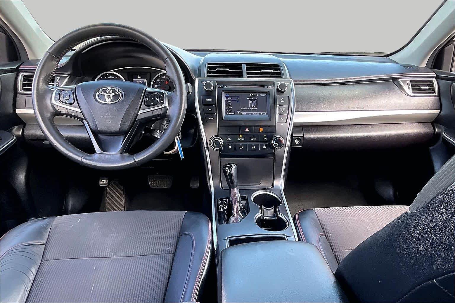 Used 2017 Cosmic Gray Mica Toyota LE image 16