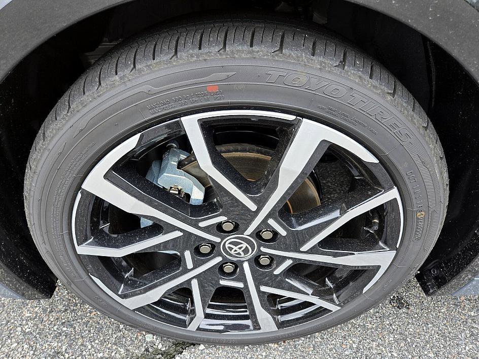 New 2025 Guardian Gray Toyota XSE image 20