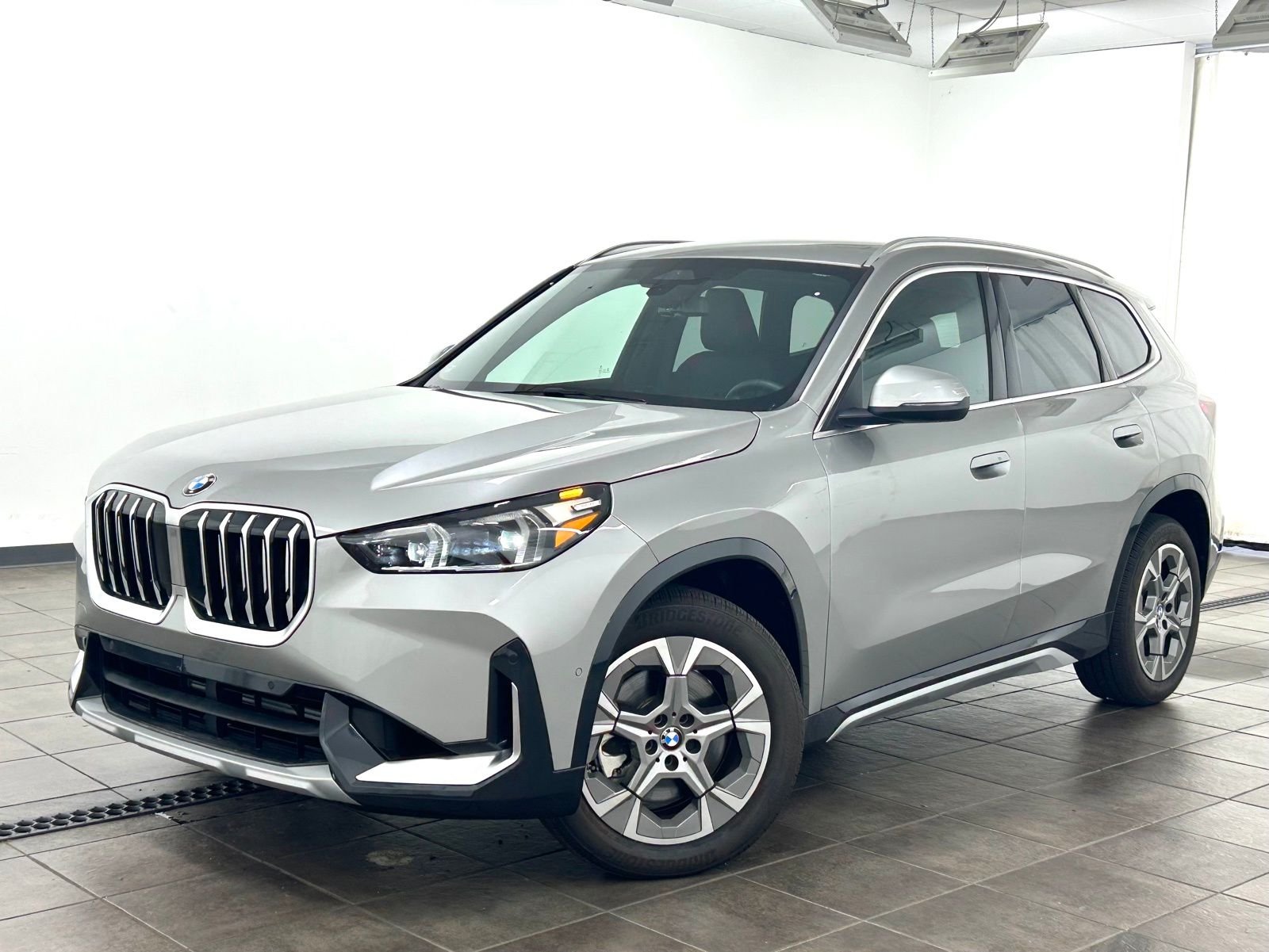 2025 BMW X1