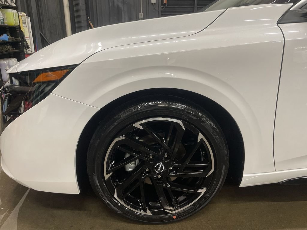 New 2026 White Nissan SR image 10