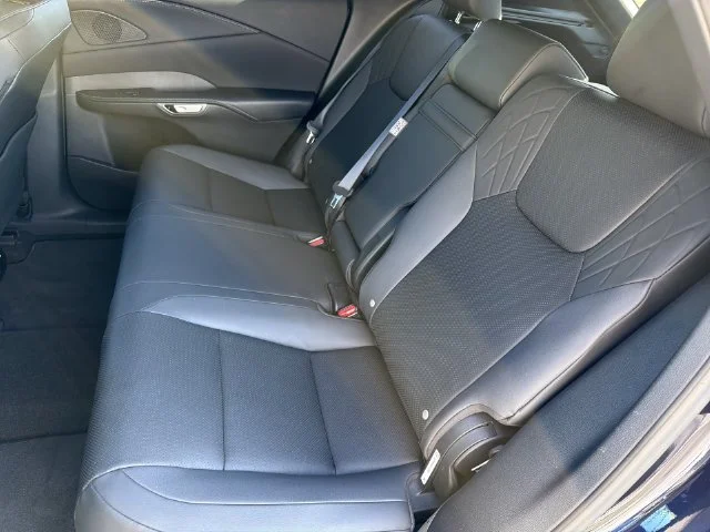 Used 2024  Lexus 350 image 36