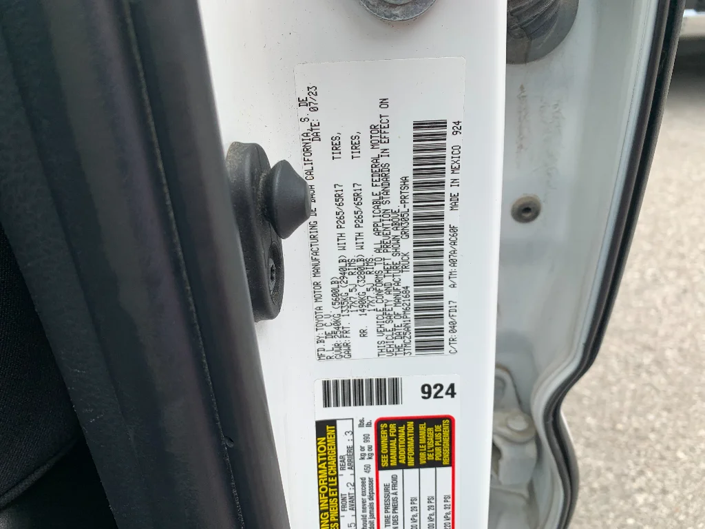 Used 2023 Ice Cap Toyota TRD Sport image 31