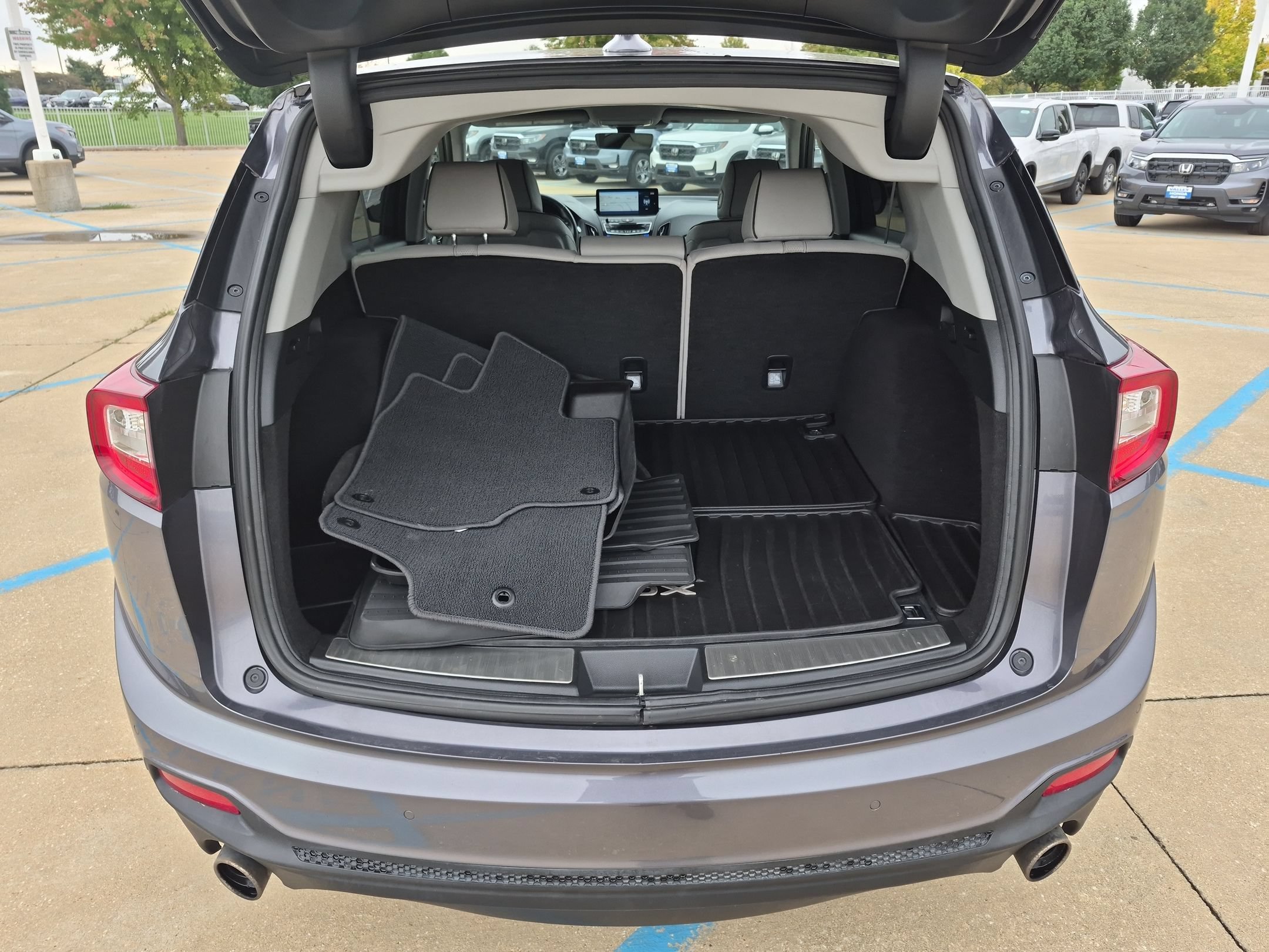 Used 2020 Gray Acura w/Advance Pkg image 28