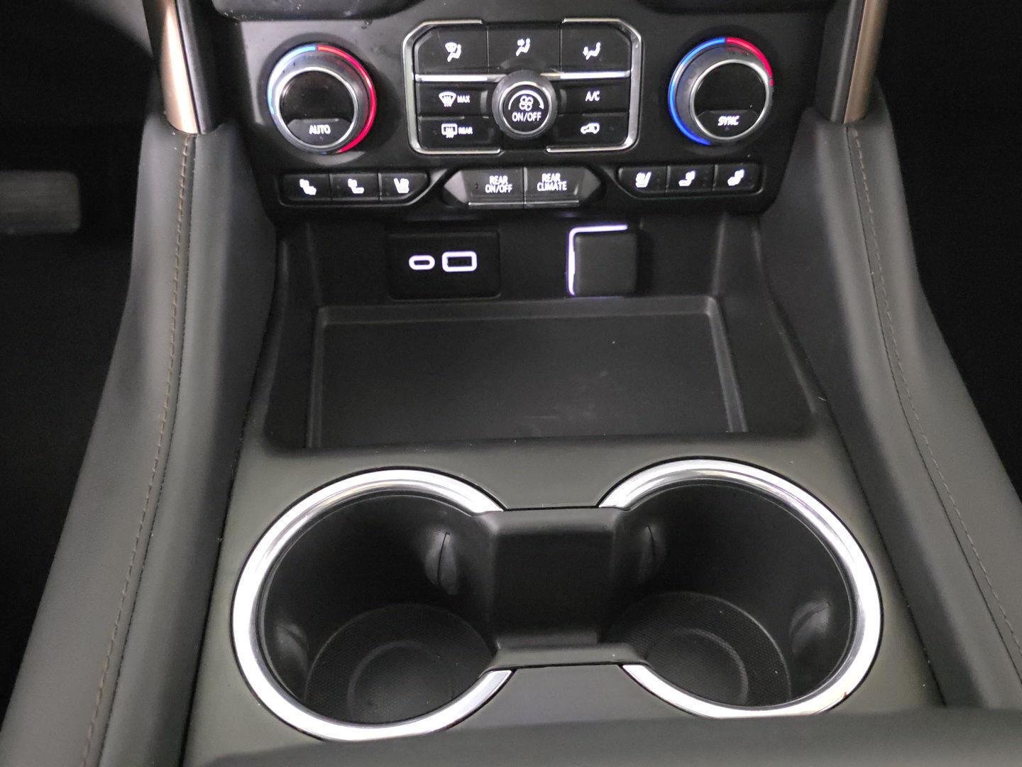 Used 2024 Iridescent Pearl Tricoat Chevrolet High Country image 21