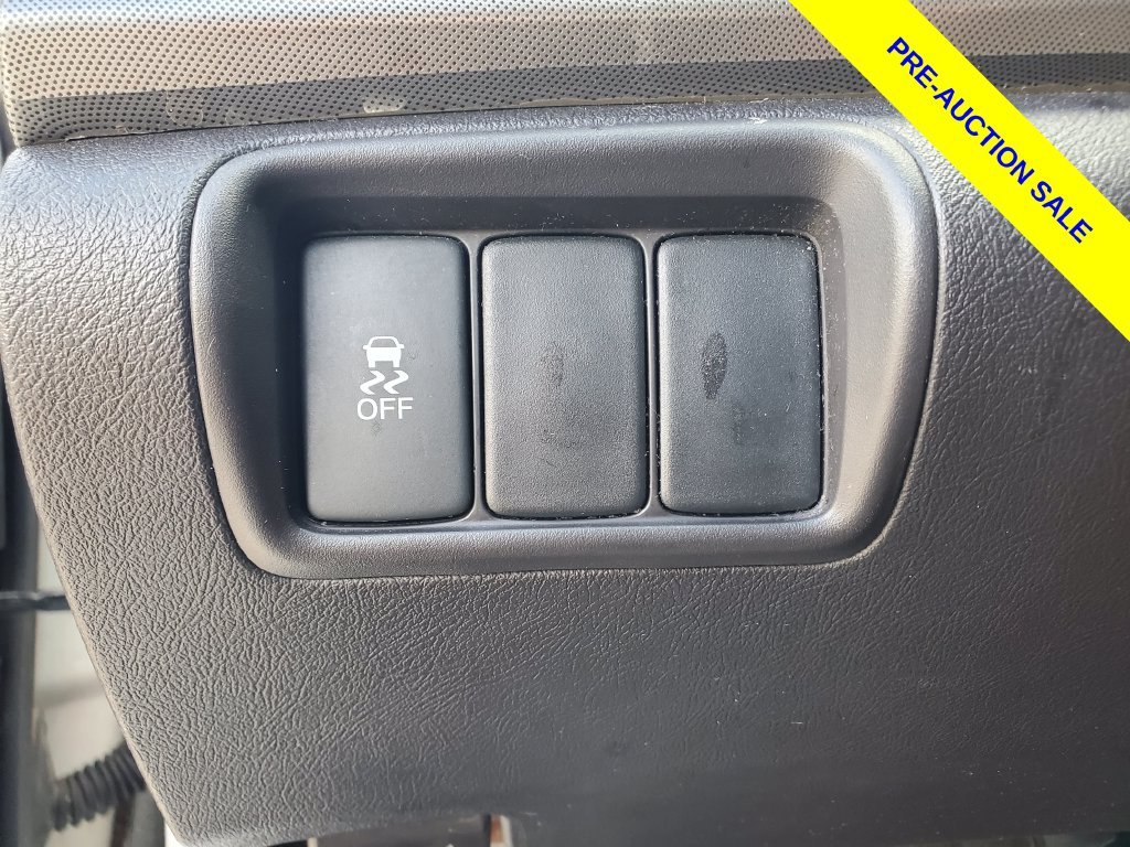Used 2010 White Acura 3.5 image 21