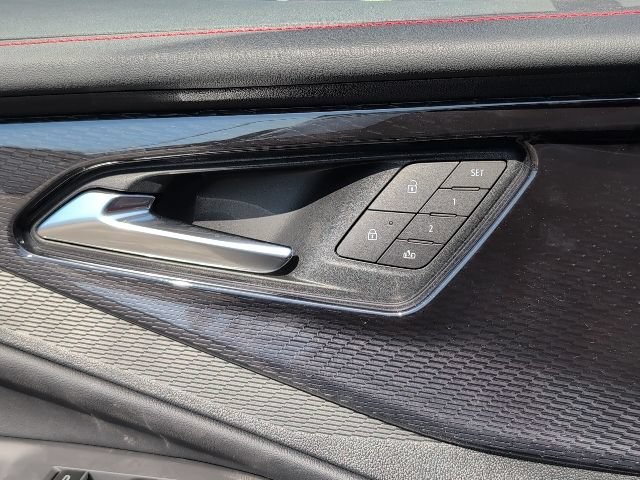 2025 Chevrolet Blazer EV RS - Photo 22