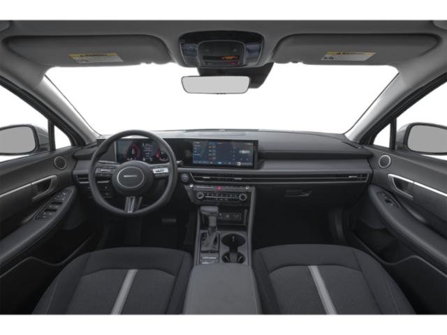 New 2027 Aero Silver Hyundai SE image 7