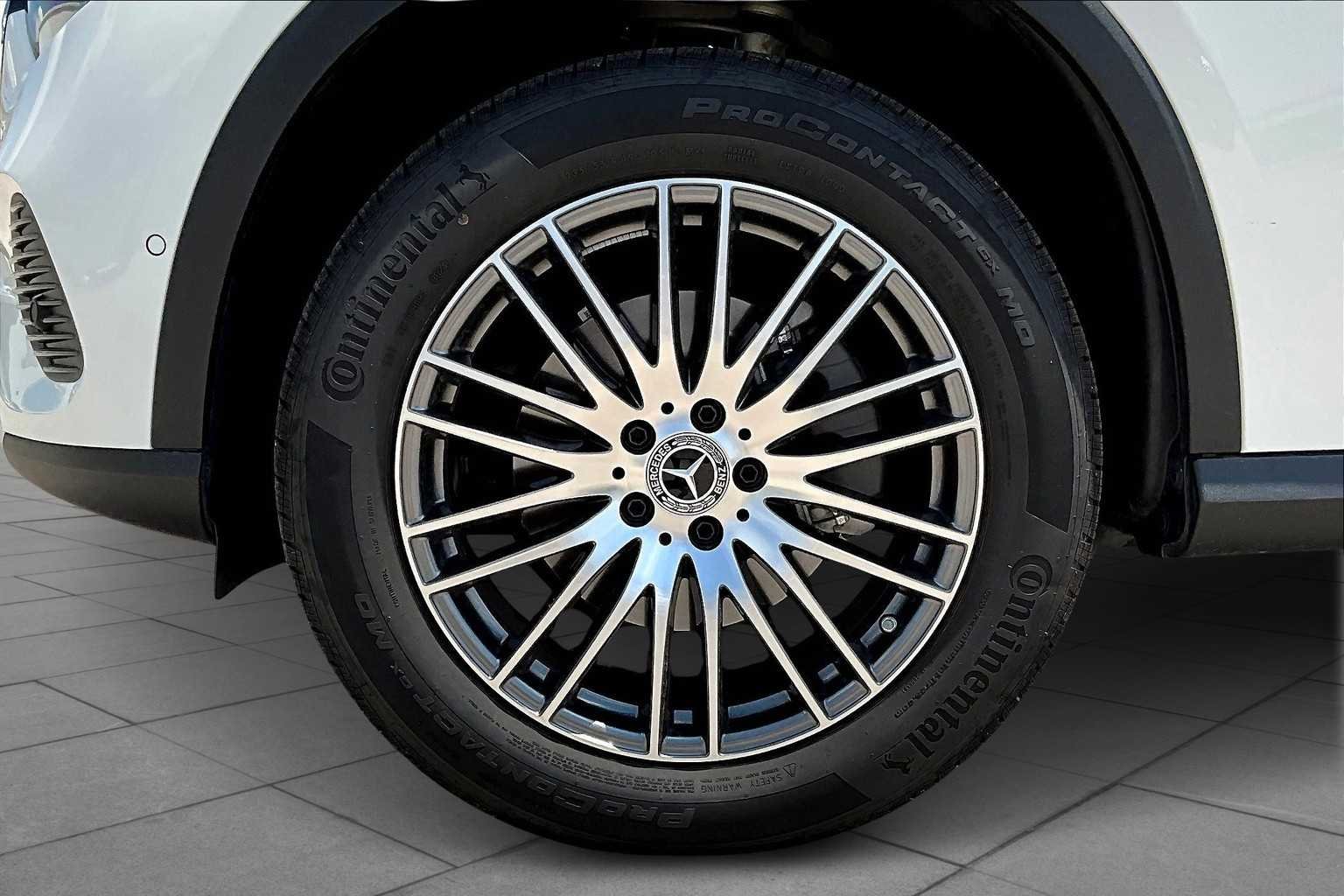 2025 Mercedes-Benz GLC Base - Photo 21