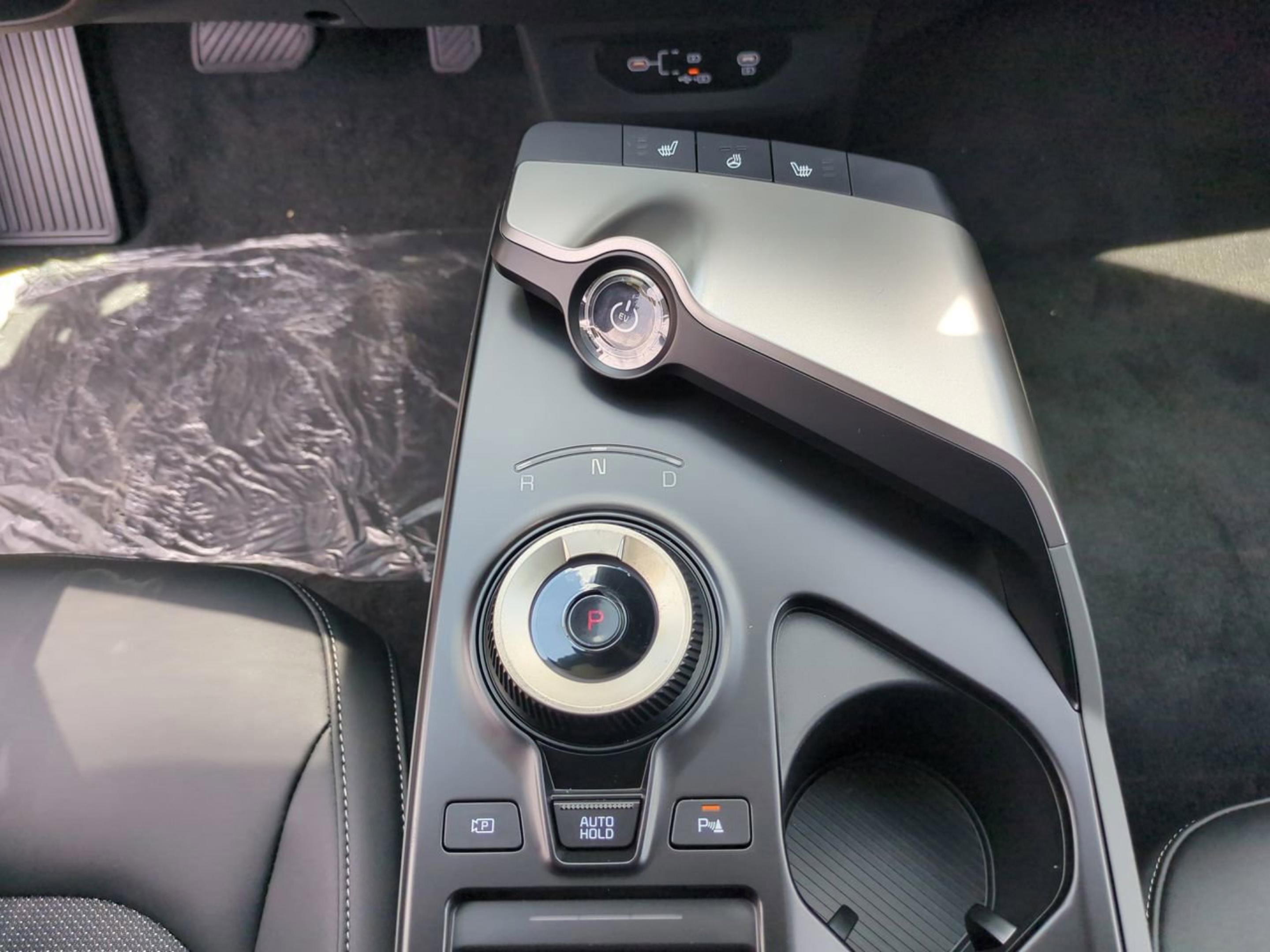 2025 Kia EV6 Light L/R - Photo 12