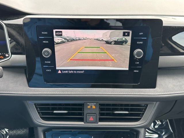 New 2026 Monument Gray W/Deep Black Roof Volkswagen 1.5T SE Black image 35