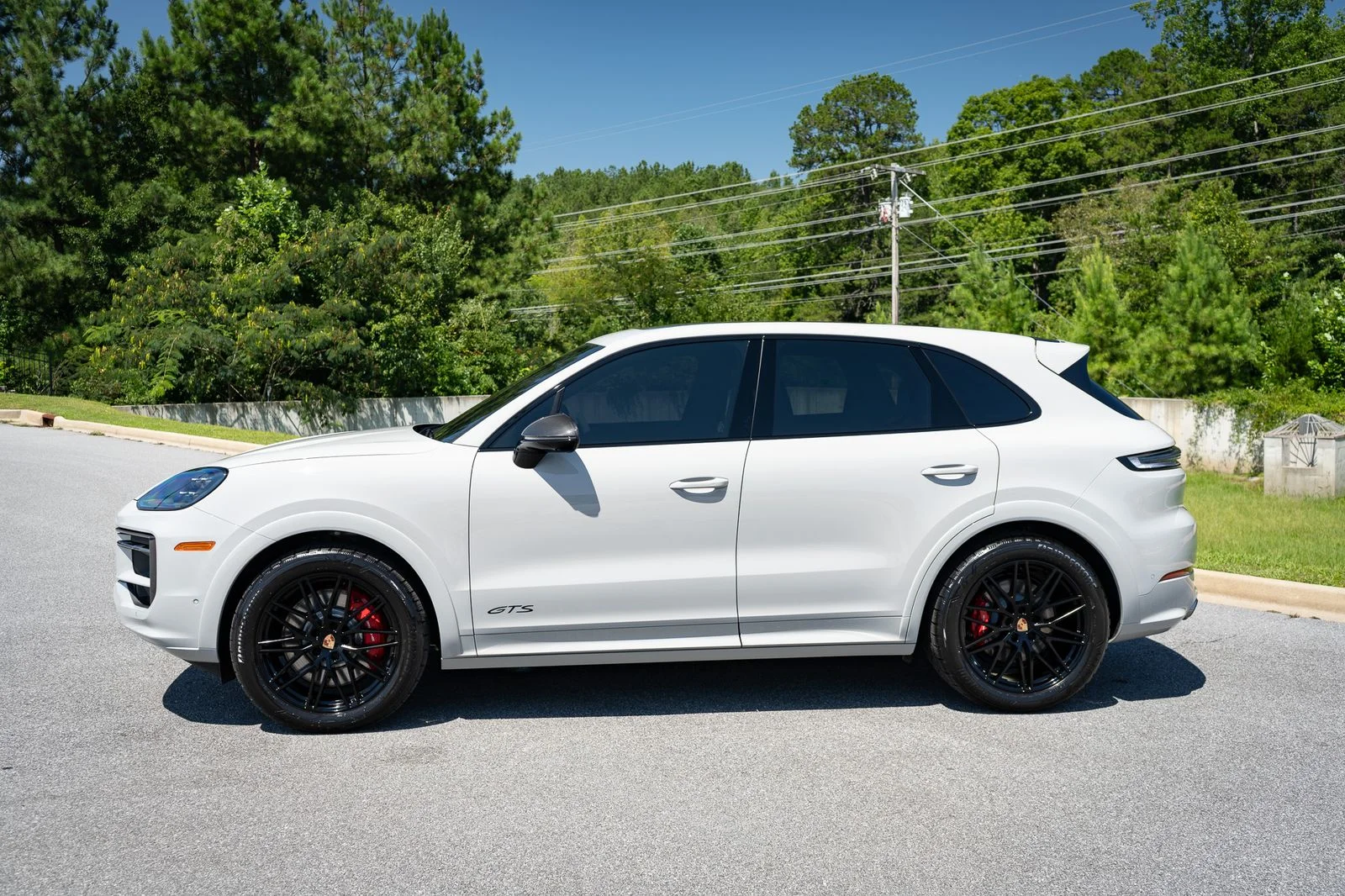 Used 2023  Porsche GTS image 17