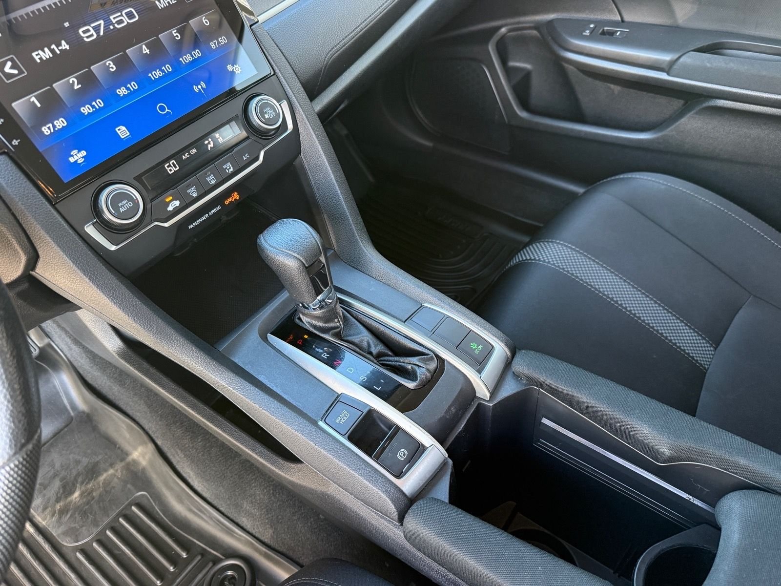 Used 2020 White Honda LX image 19