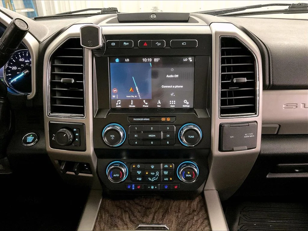 Used 2019 Black Ford Lariat image 36