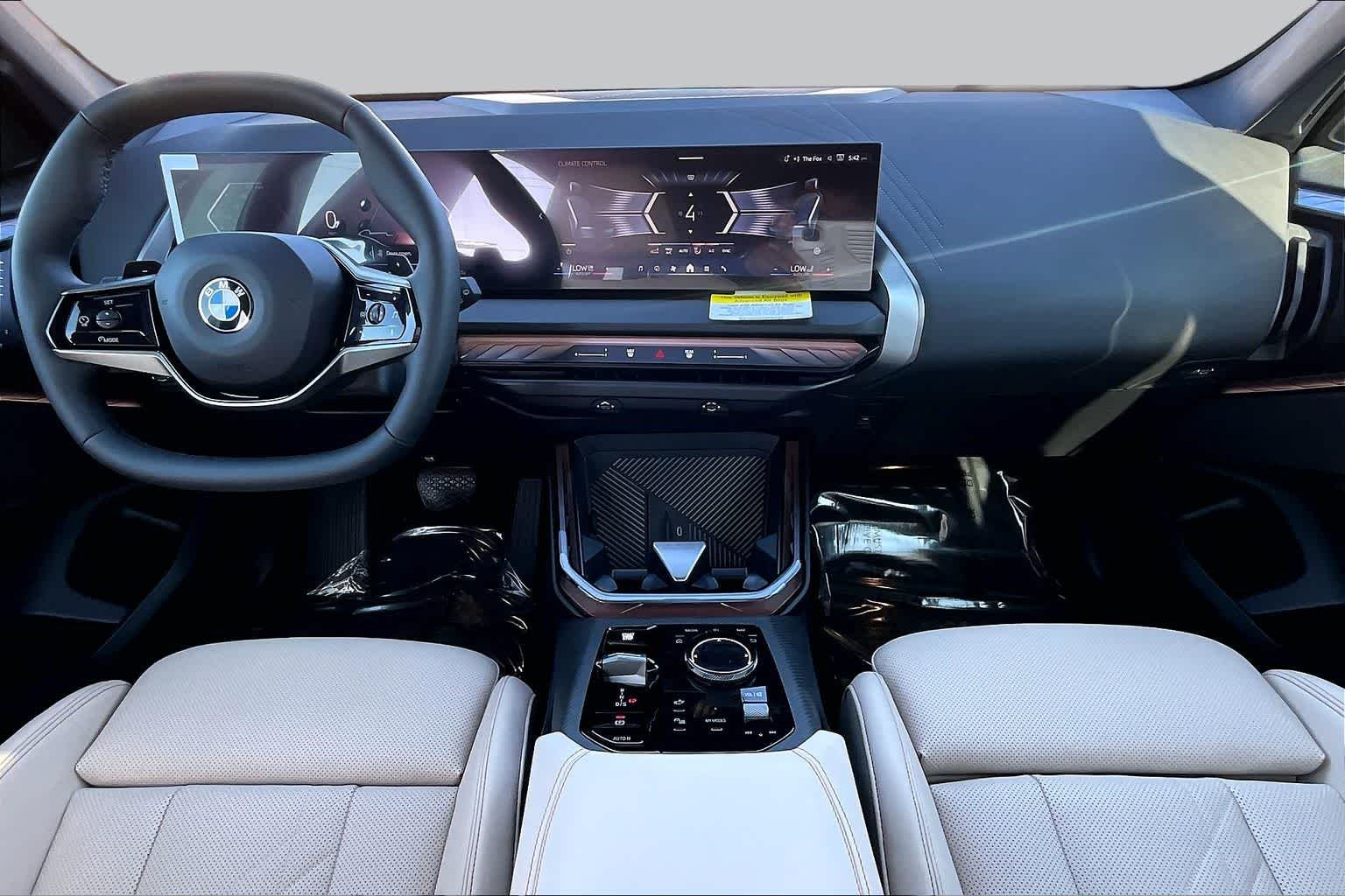 New 2026 Alpine White BMW 30 xDrive image 5