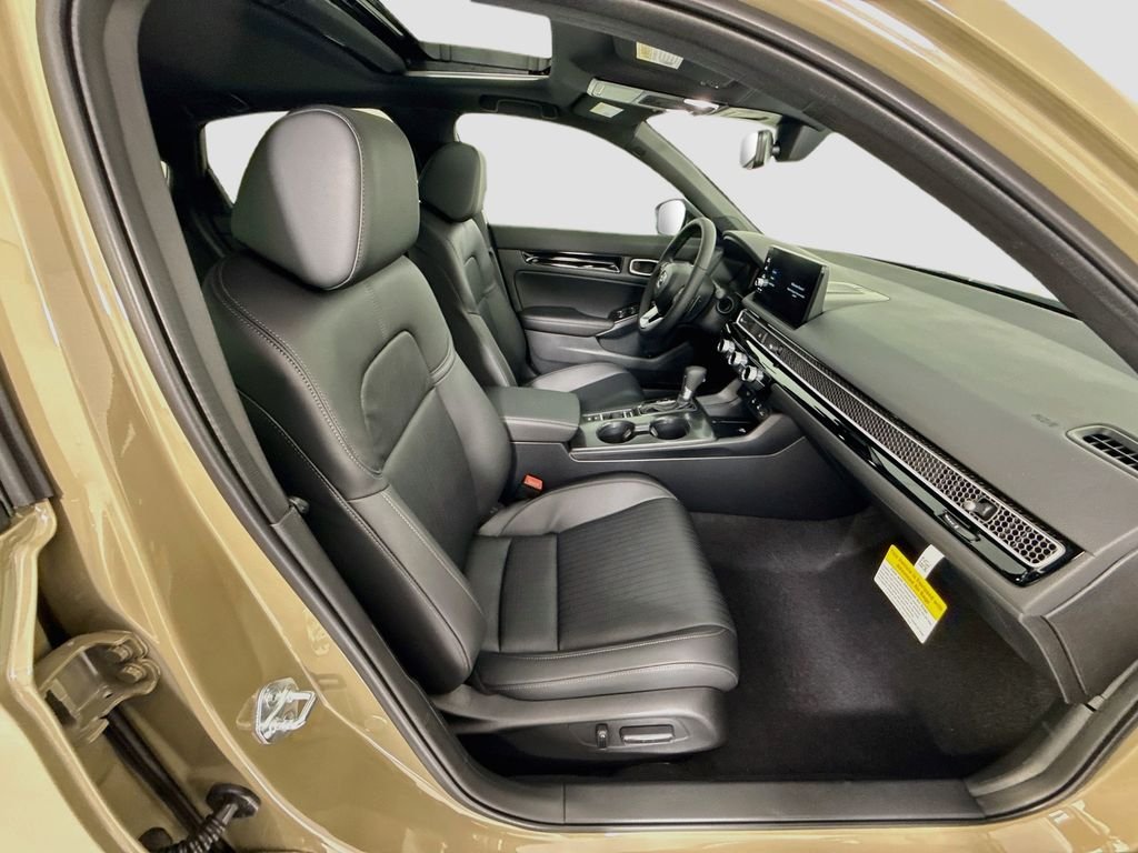 New 2026 Sand Dune Pearl Honda Sport Touring image 21