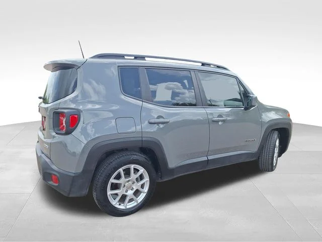 Used 2020 Gray Jeep Latitude image 7