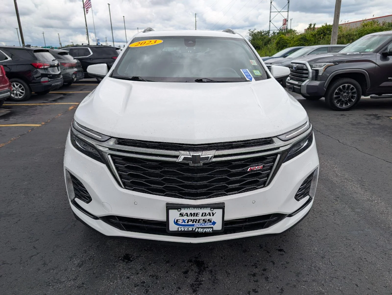 Used 2023 Summit White Chevrolet RS image 2