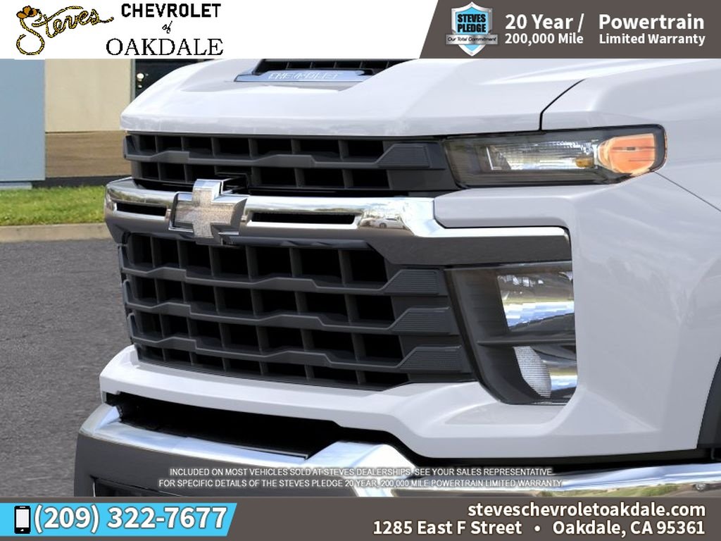 New 2026 Summit White Chevrolet LT image 13