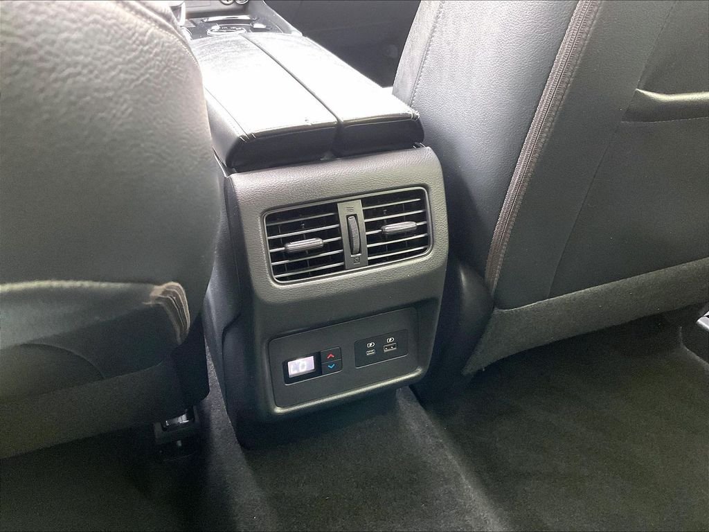 Used 2023 Pearl White Nissan SL image 28