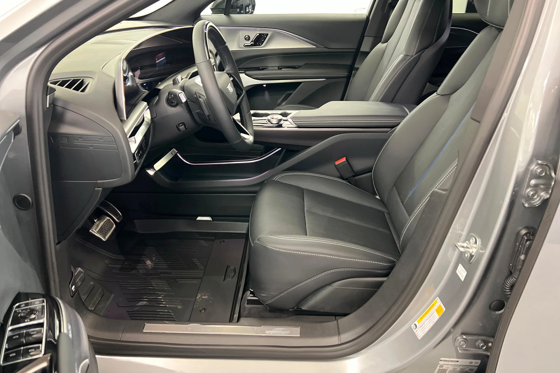 New 2027 Argent Silver Metallic Cadillac Premium Sport image 17