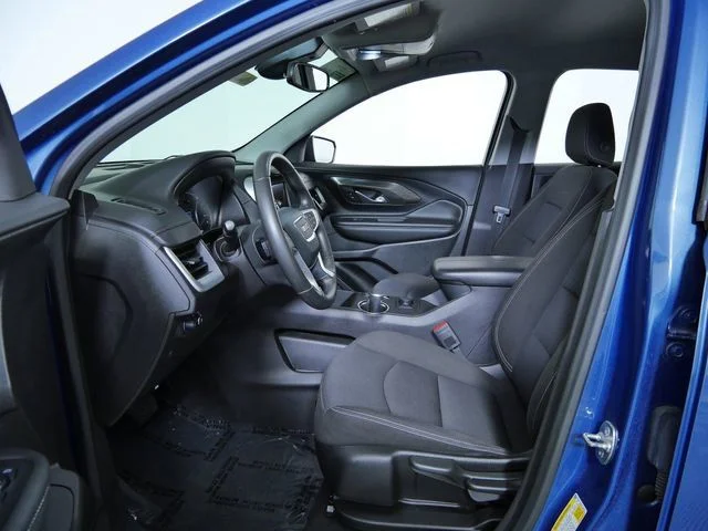 Used 2024 Blue GMC SLE image 17