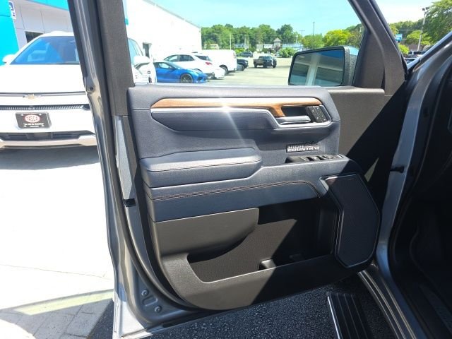 Used 2023 Gray Chevrolet High Country image 14