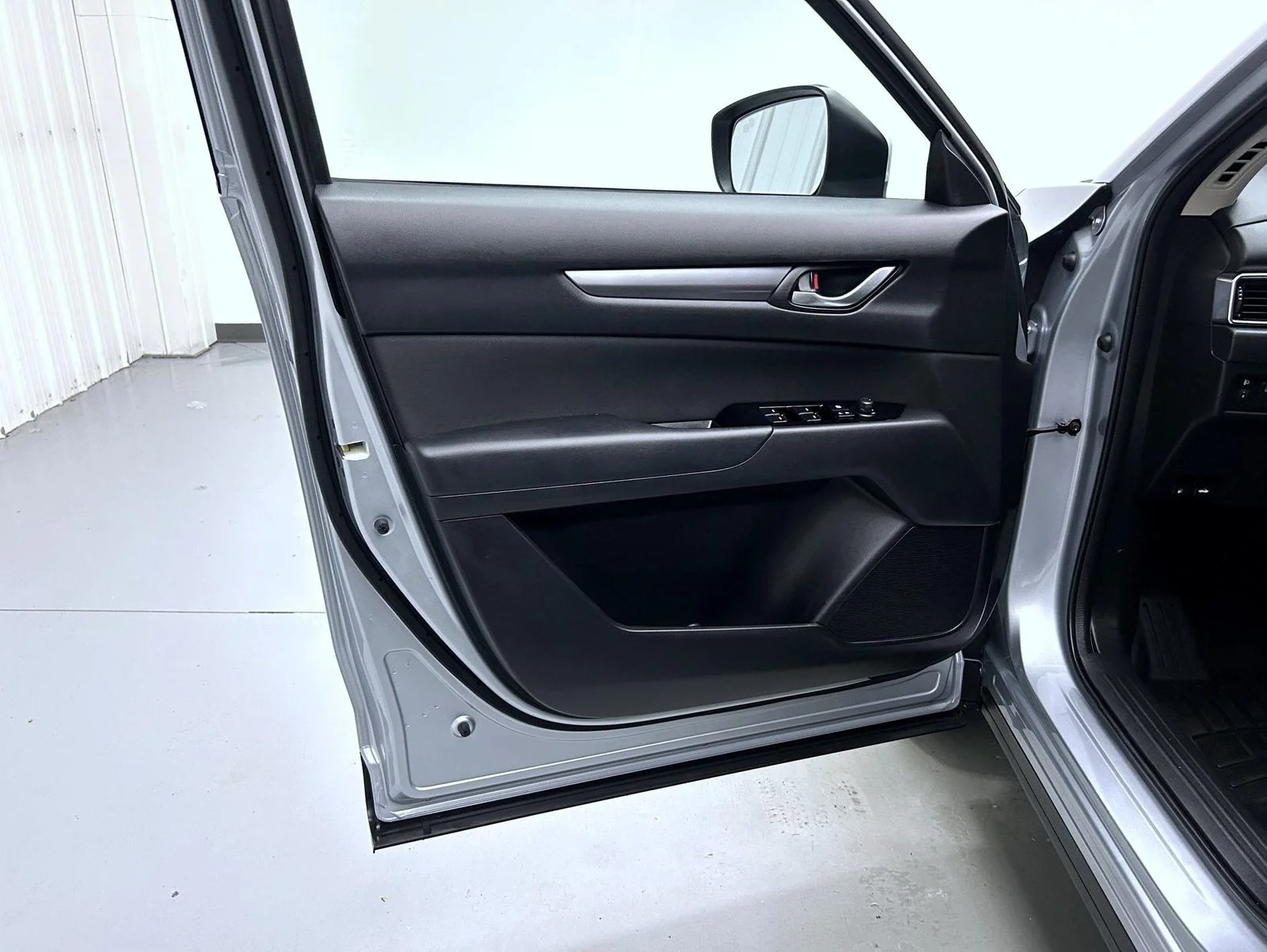 Used 2019 Silver Mazda Sport image 9